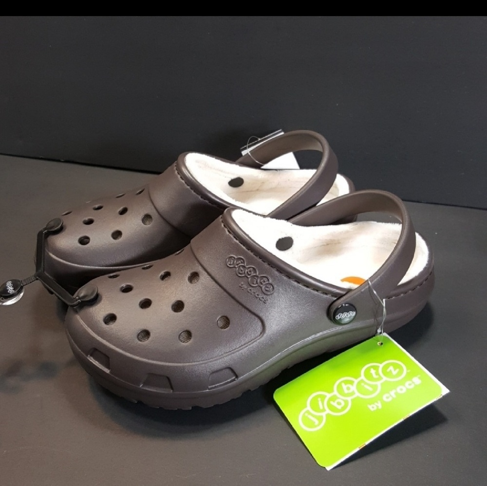 Nwt, CROCS, size 7.